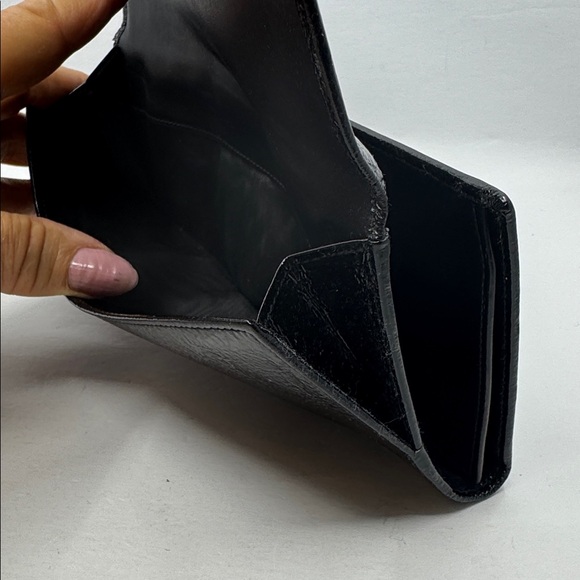 Yves Saint Laurent YSL Patient Leather Bifold Wallet 28679 - Picture 3 of 15